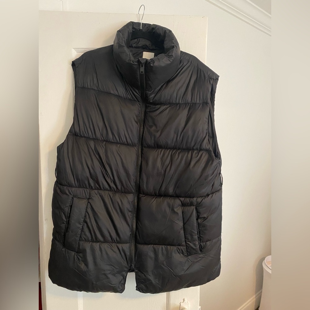 H&M sleeveless jacket, long puffer vest - L